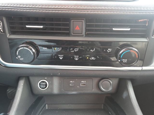 Used 2021 Nissan Rogue S image 30