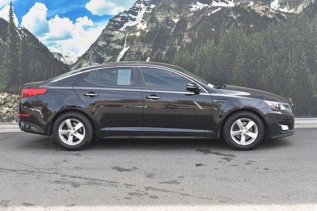 Used 2015 Kia Optima LX image 2