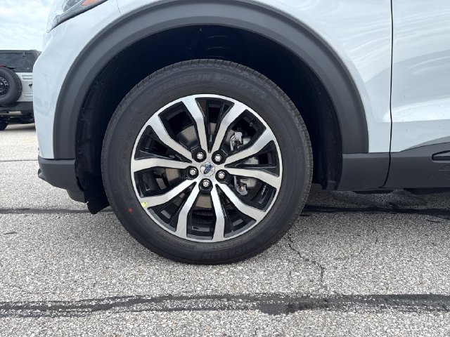 New 2026 Ford Explorer ST-Line AWD/4WD image 13