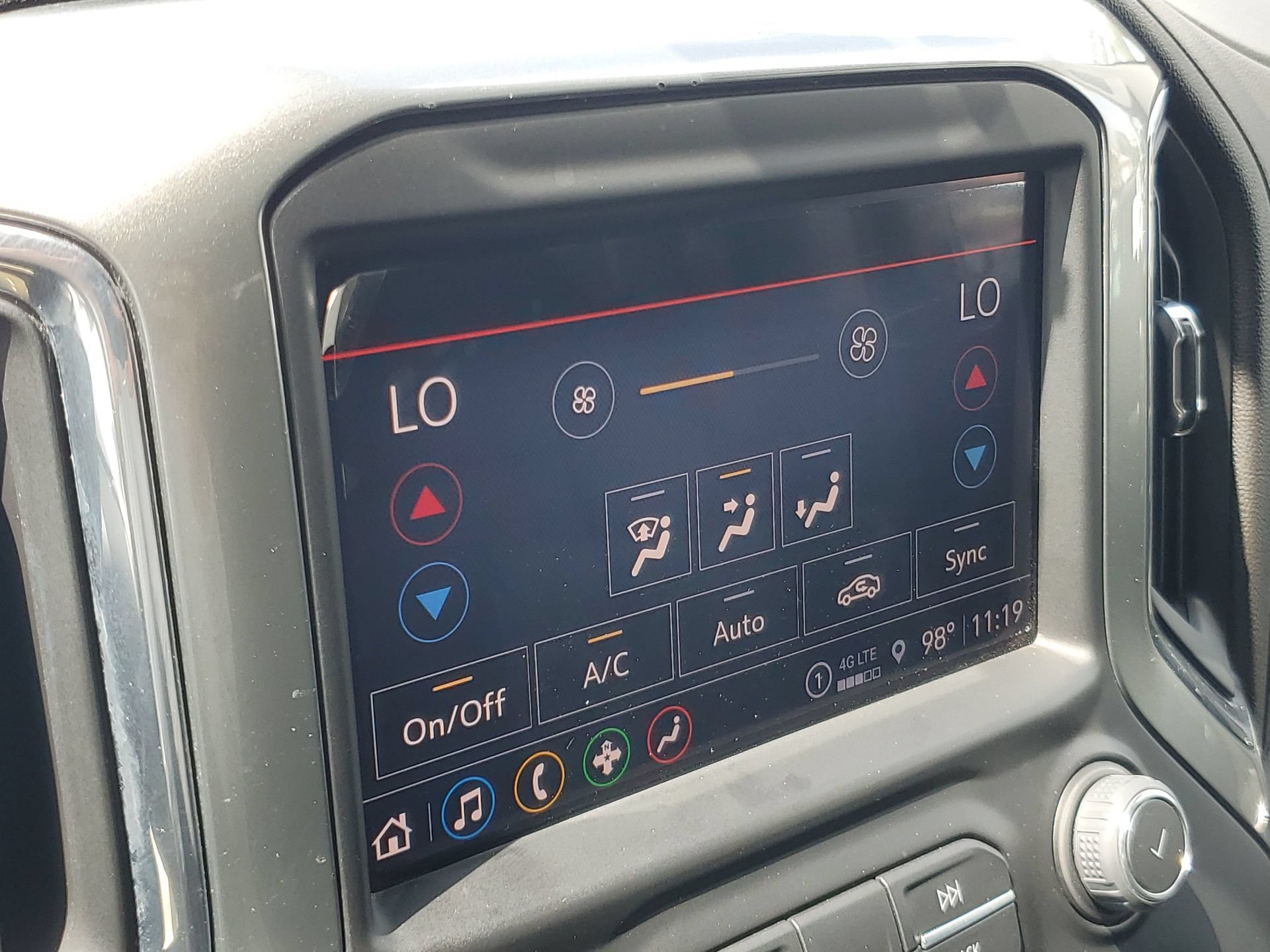 Used 2022 Chevrolet Silverado 3500 LTZ AWD/4WD image 24