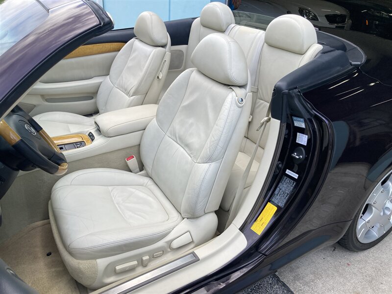 Used 2003 Lexus SC 430 Convertible RWD image 15