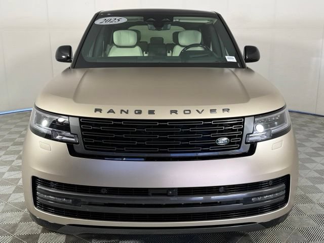 Used 2025 Land Rover Range Rover Autobiography AWD/4WD image 11