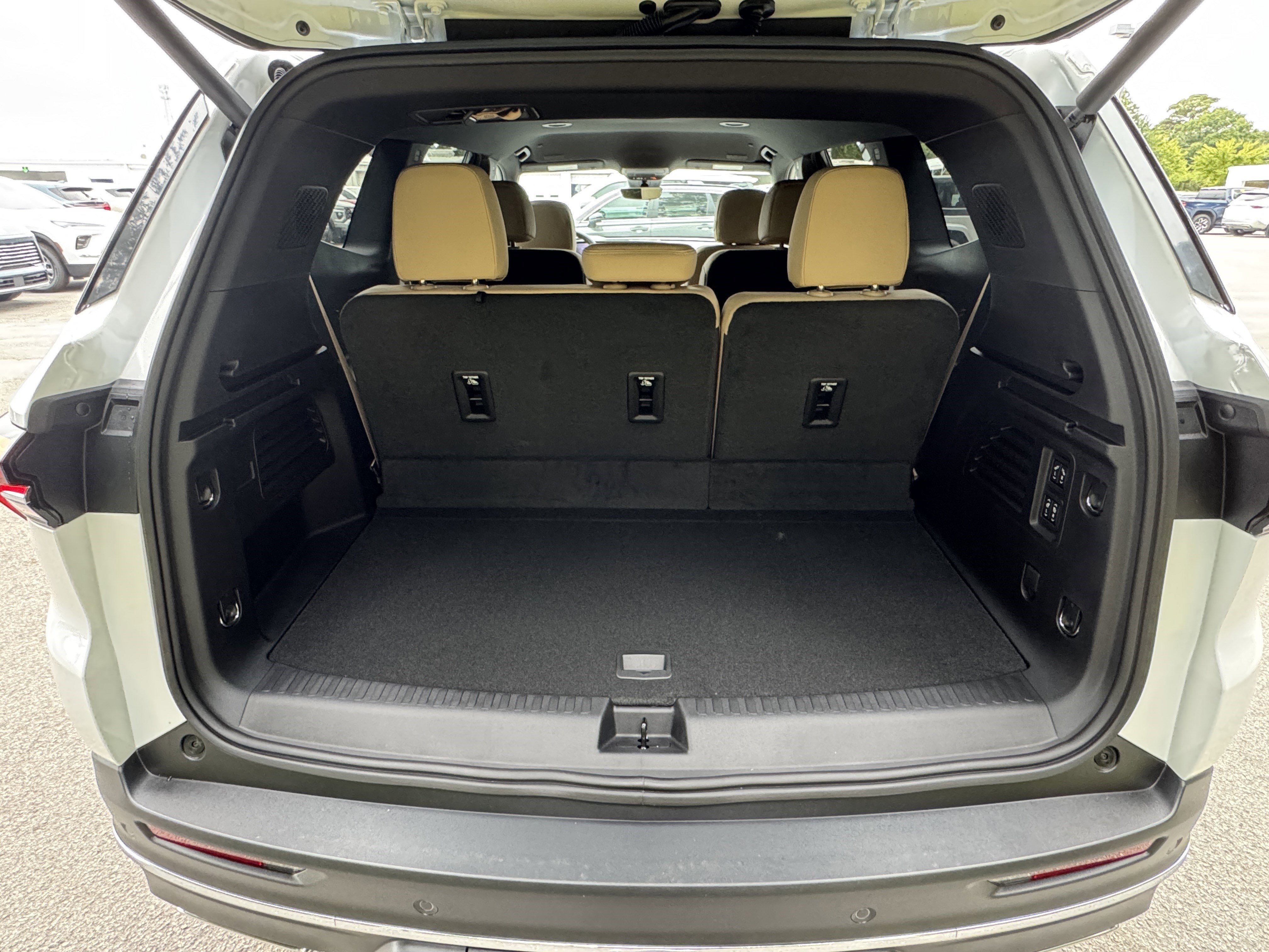 New 2026 Buick Enclave Preferred w/ Power Package FWD image 6