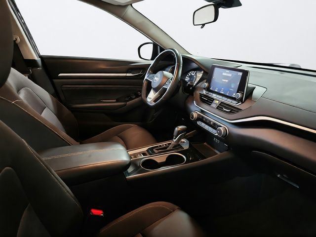Used 2021 Nissan Altima 2.5 SV w/ SV Premium Package FWD image 21
