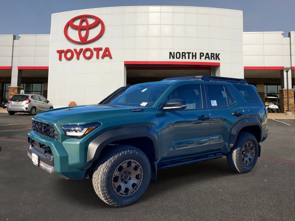 New 2026 Toyota 4Runner Trailhunter AWD/4WD image 1