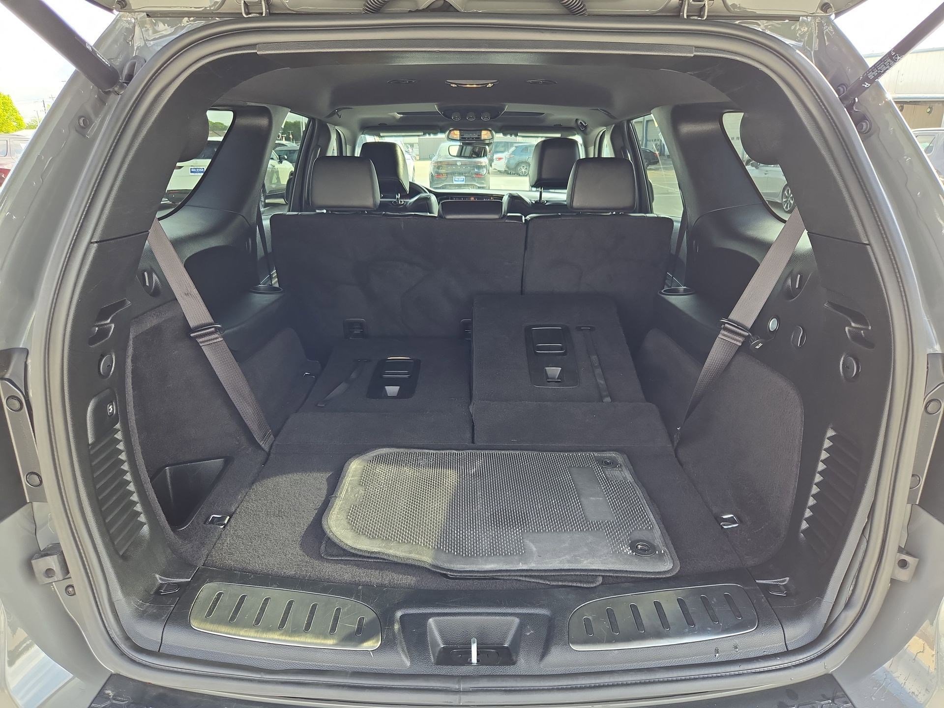 Used 2025 Dodge Durango GT image 30