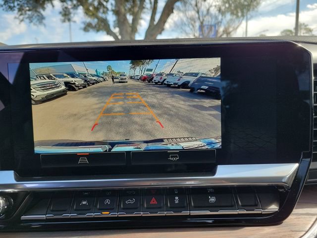 Certified 2025 GMC Sierra 1500 SLT image 32