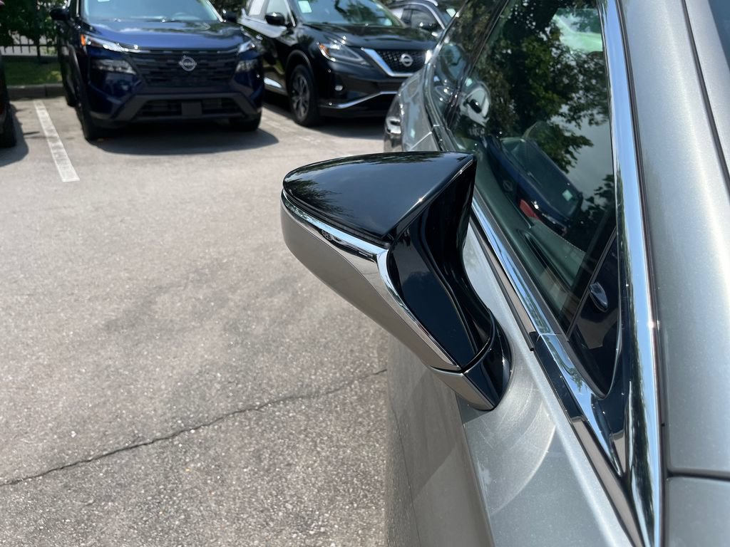 Used 2023 Lexus LS 500 F Sport w/ Cold Weather Package (CK) RWD image 37