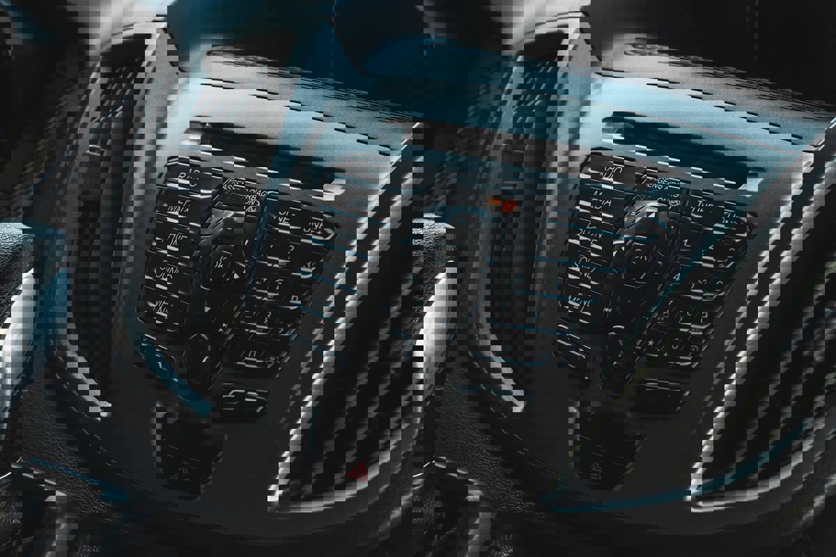 Used 2017 Ford Transit 150 130 Low Roof w/ Exterior Upgrade Package image 9