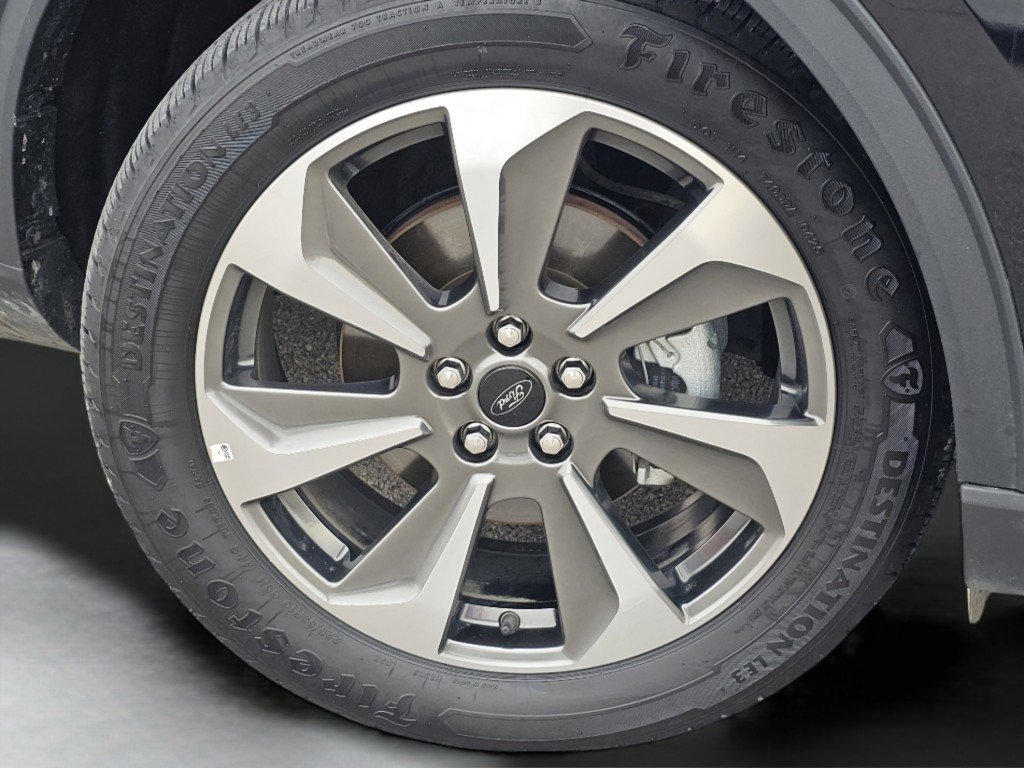 Used 2024 Ford Escape Platinum image 16