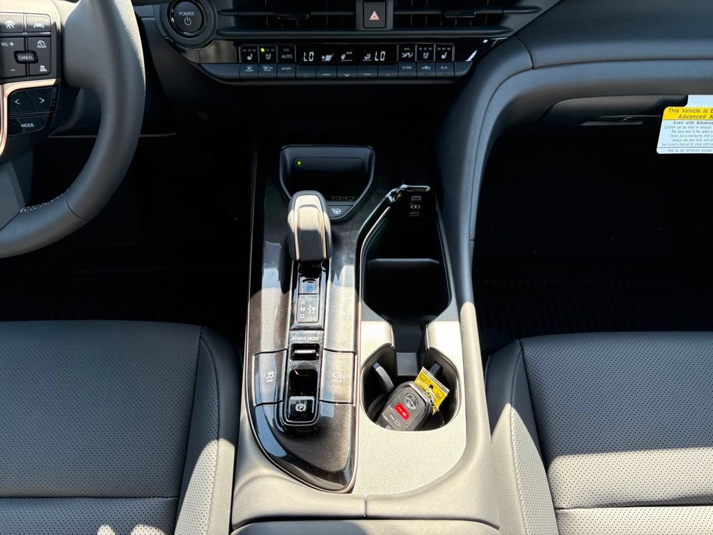 New 2026 Toyota Crown Platinum AWD/4WD image 25