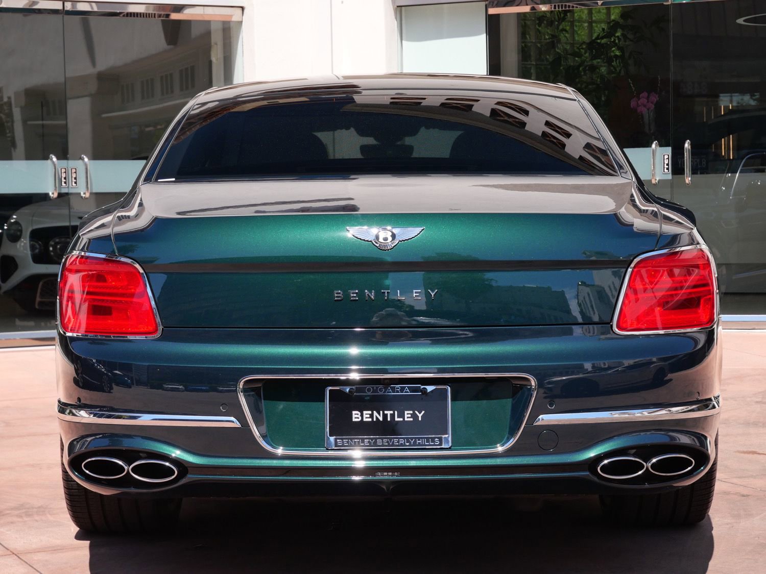 Used 2024 Bentley Flying Spur Azure image 8