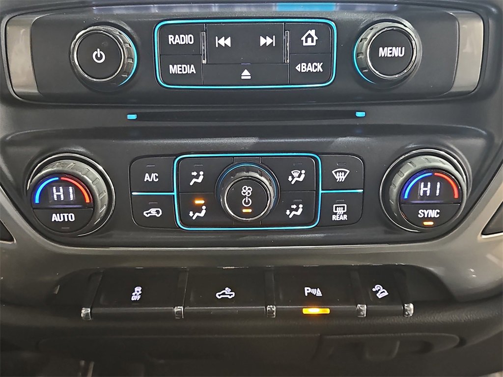 Used 2017 Chevrolet Silverado 1500 LT w/ Midnight Edition image 18