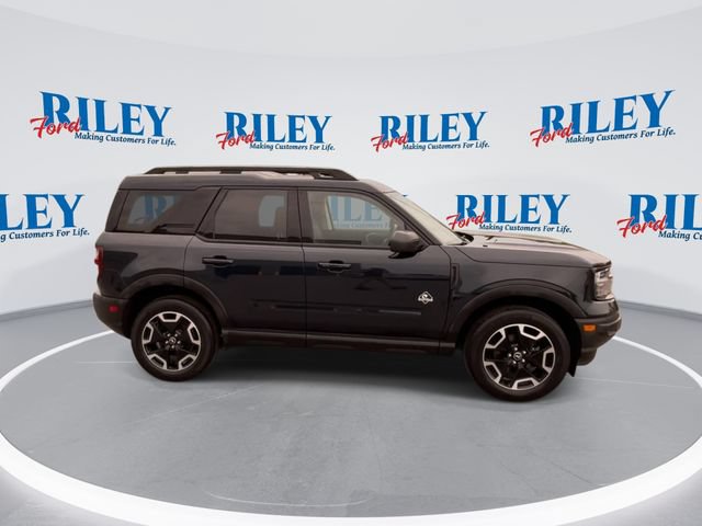 Certified 2023 Ford Bronco Sport Outer Banks AWD/4WD image 10