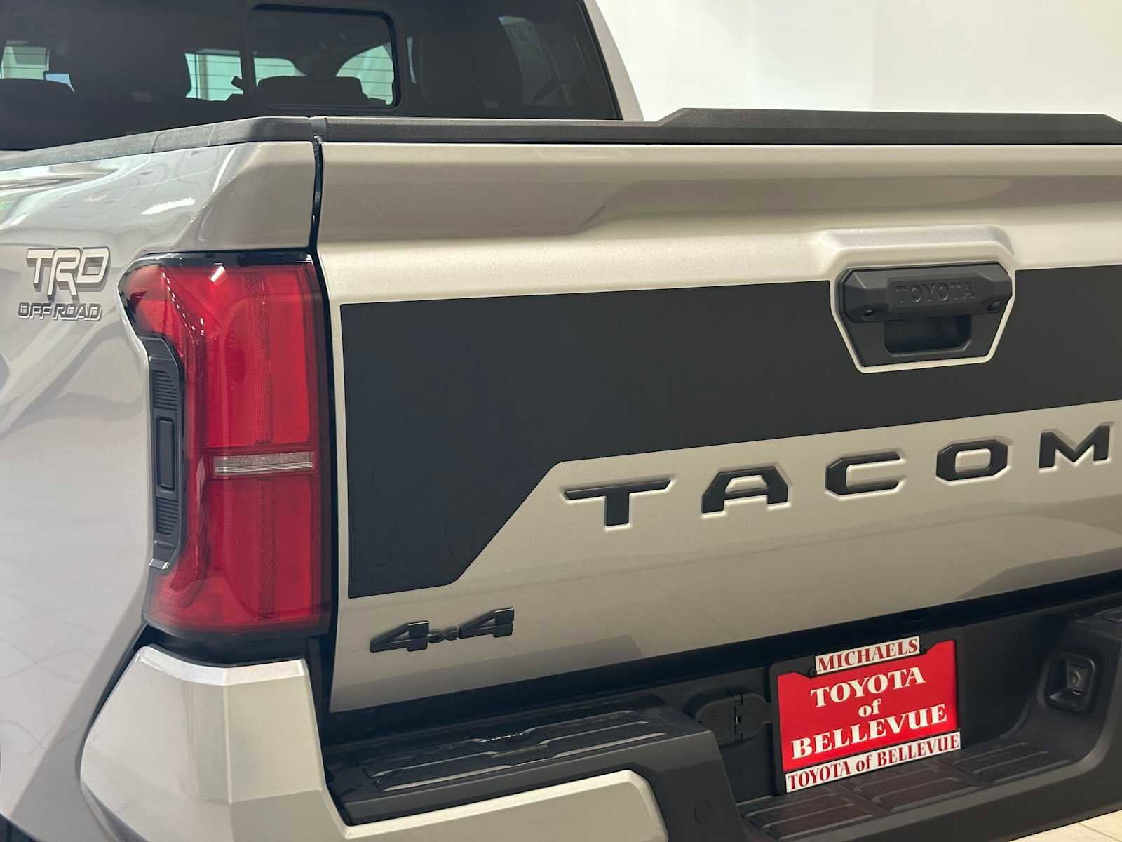 New 2026 Toyota Tacoma TRD Off-Road AWD/4WD image 7