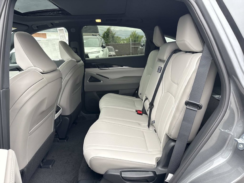 New 2027 INFINITI QX65 Sport w/ Cargo Package AWD/4WD image 16