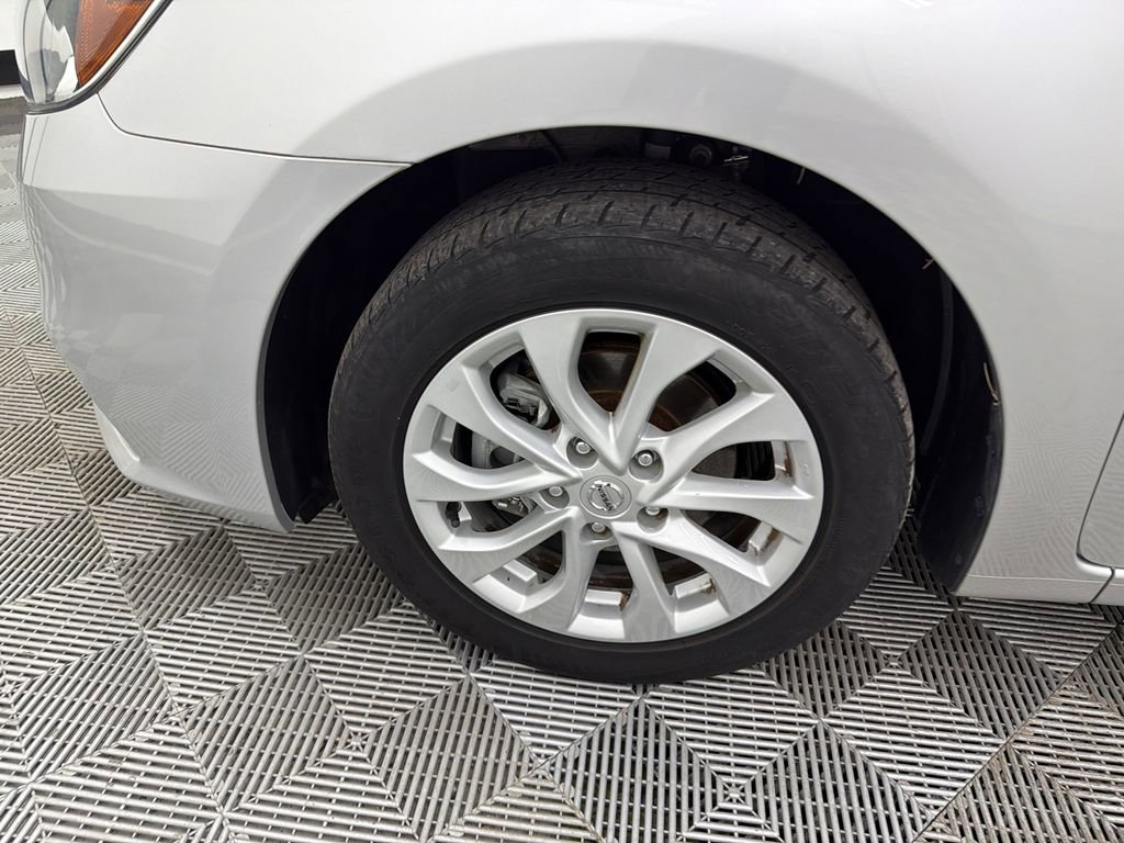 Used 2019 Nissan Sentra SV image 12
