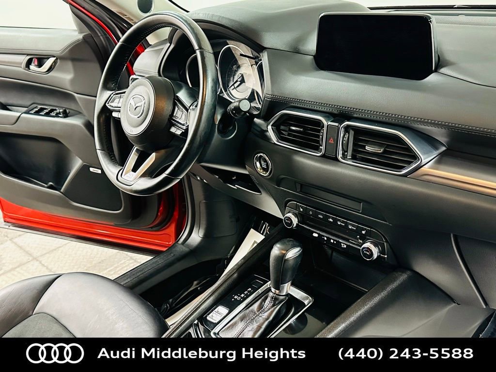 Used 2019 MAZDA CX-5 Touring image 9