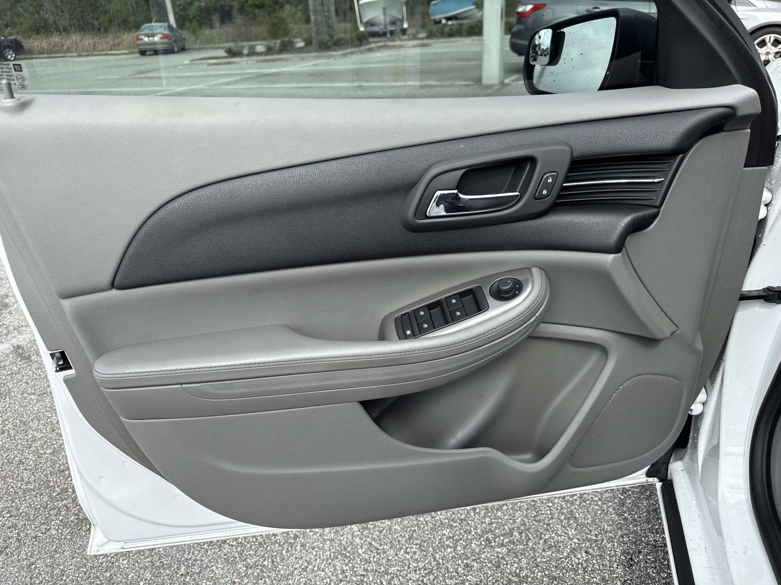 Used 2015 Chevrolet Malibu LS w/ Protection Package FWD image 17