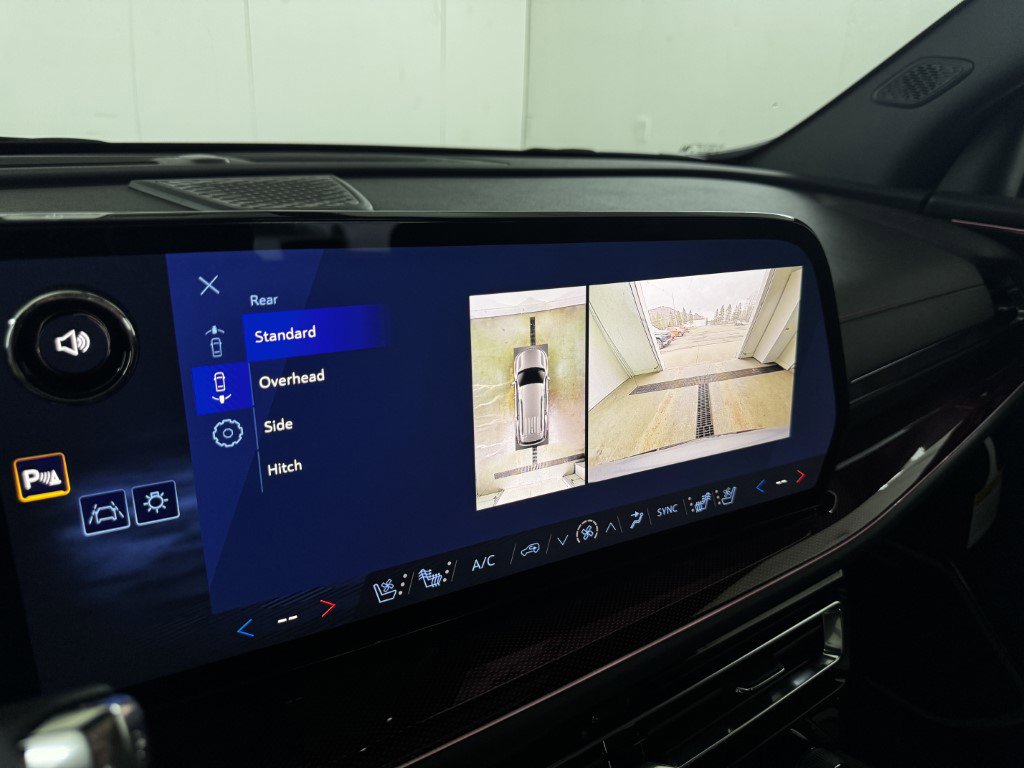 New 2026 Chevrolet Traverse RS image 43