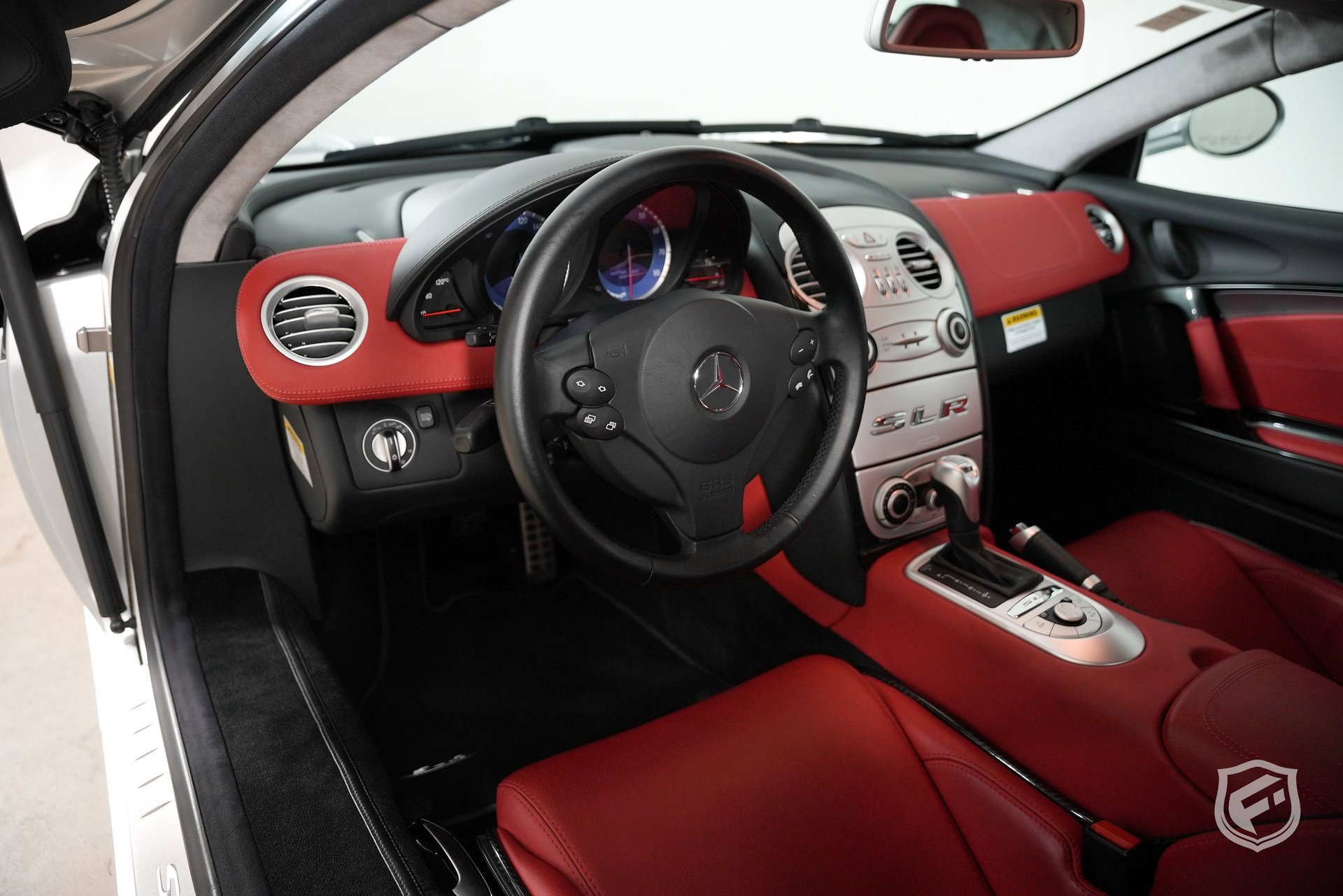 Used 2005 Mercedes-Benz SLR image 19