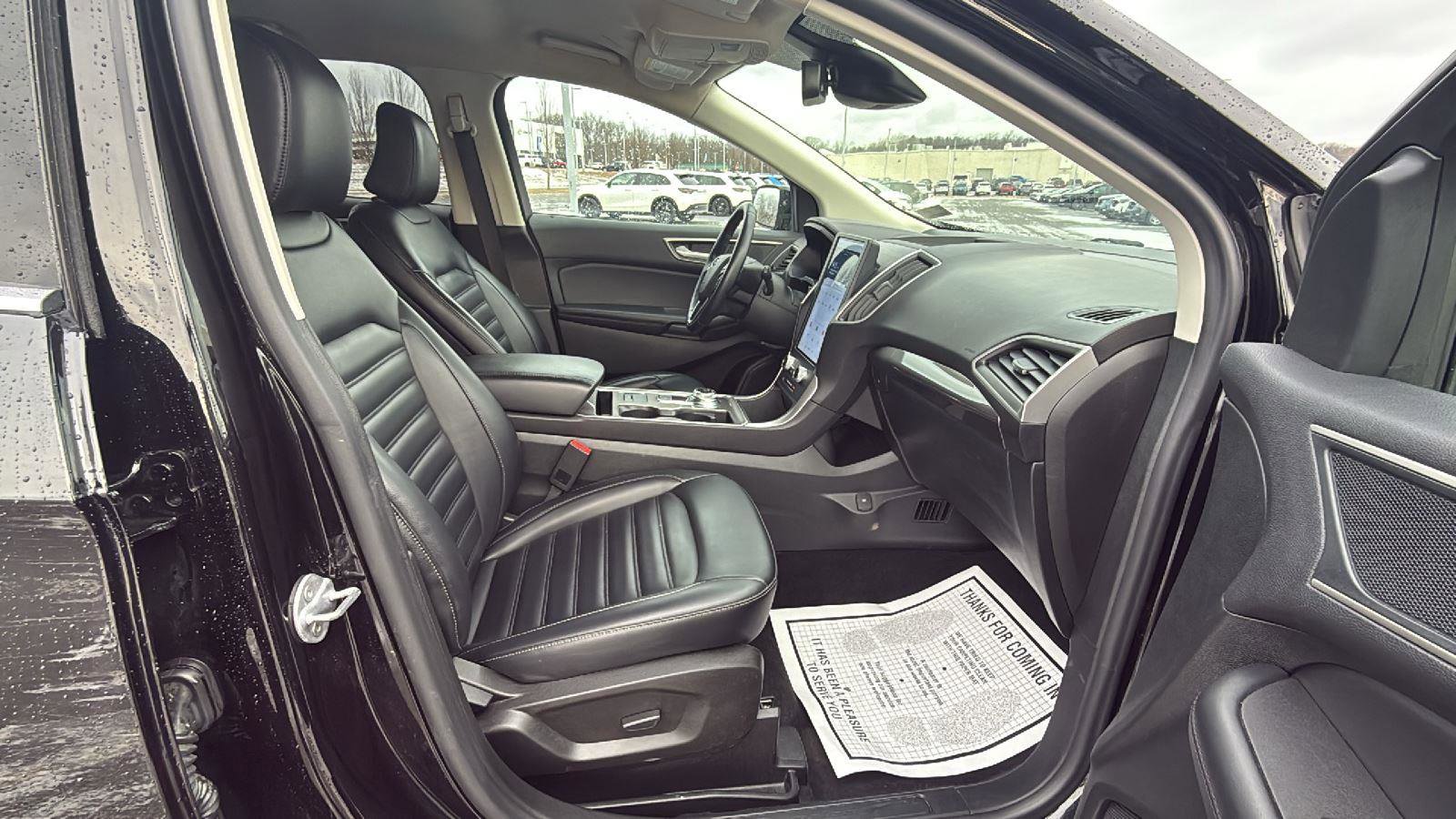 Used 2023 Ford Edge SEL image 19