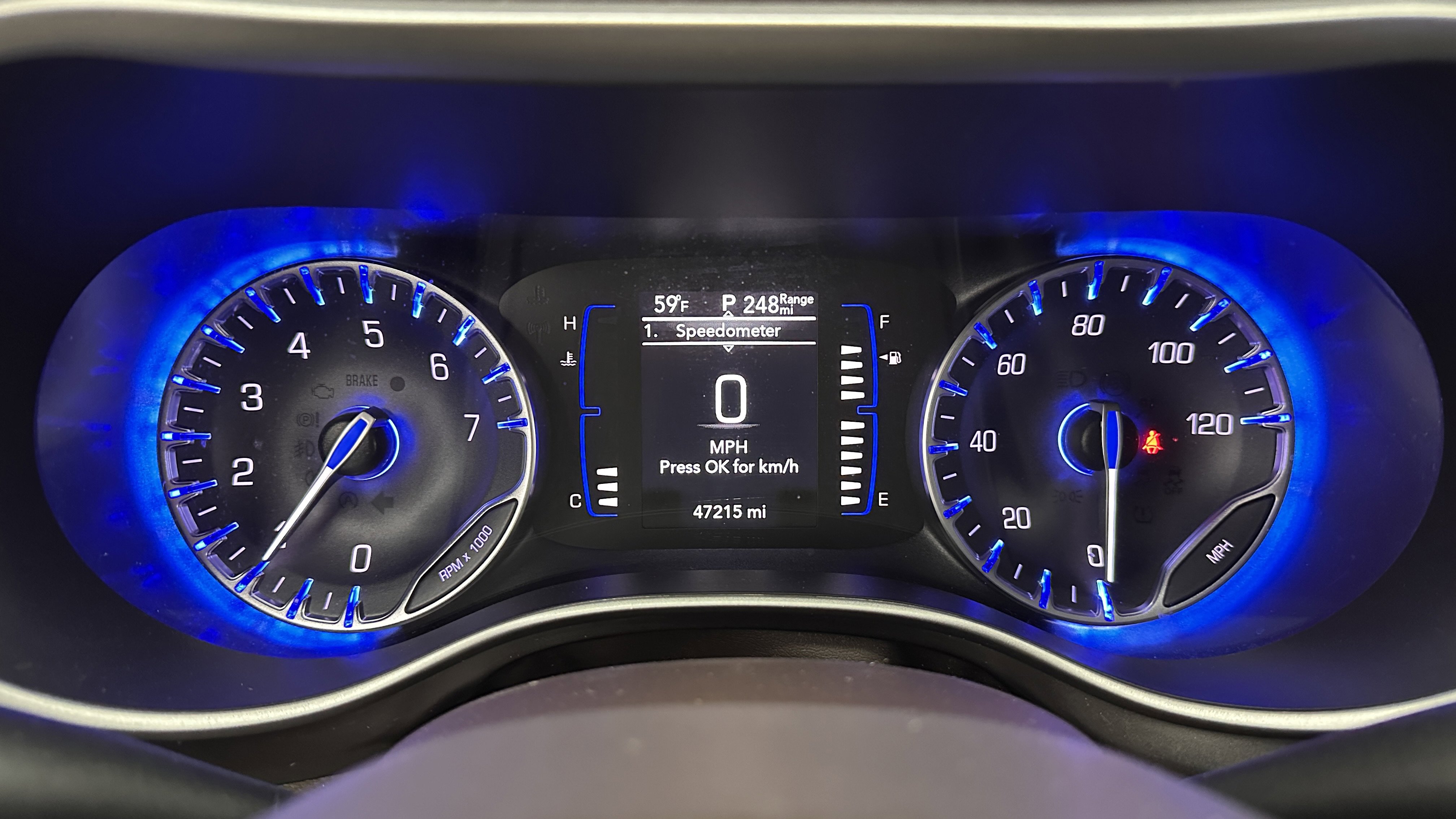 Used 2018 Chrysler Pacifica Touring-L image 19