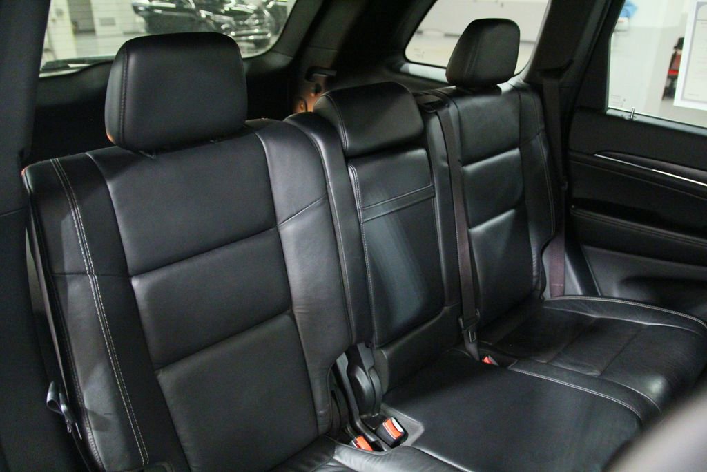 Used 2017 Jeep Grand Cherokee Limited AWD/4WD image 25