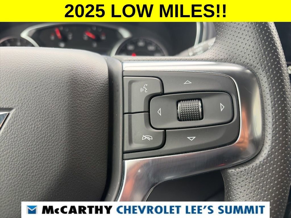 Used 2025 Chevrolet Blazer LT FWD image 20