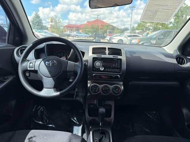 Used 2011 Scion xD FWD image 7