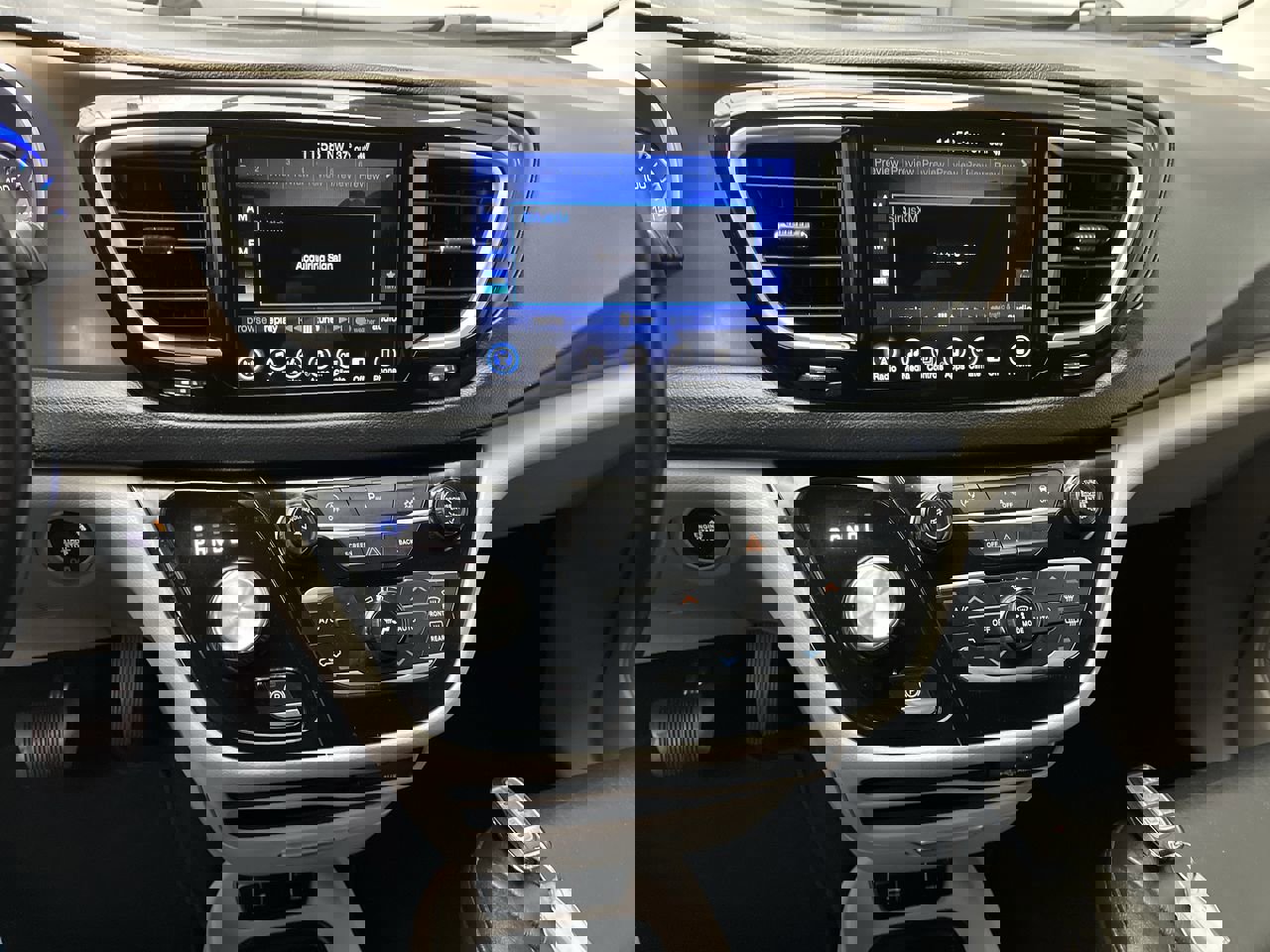 Used 2017 Chrysler Pacifica Touring-L image 22