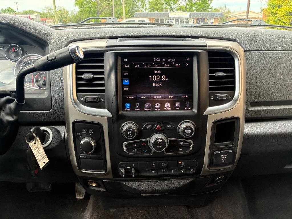 Used 2016 RAM 2500 SLT w/ Comfort Group AWD/4WD image 15