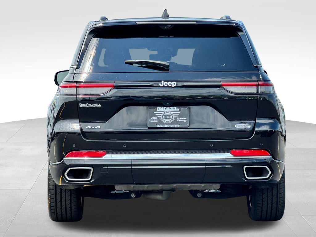 Used 2023 Jeep Grand Cherokee Overland w/ Luxury Tech Group IV AWD/4WD image 6