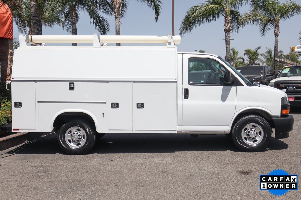 Used 2018 Chevrolet Express 3500 Work Van image 11