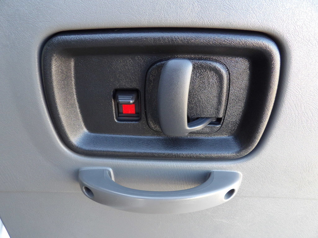 Used 2024 Chevrolet Express 3500 LS RWD image 27