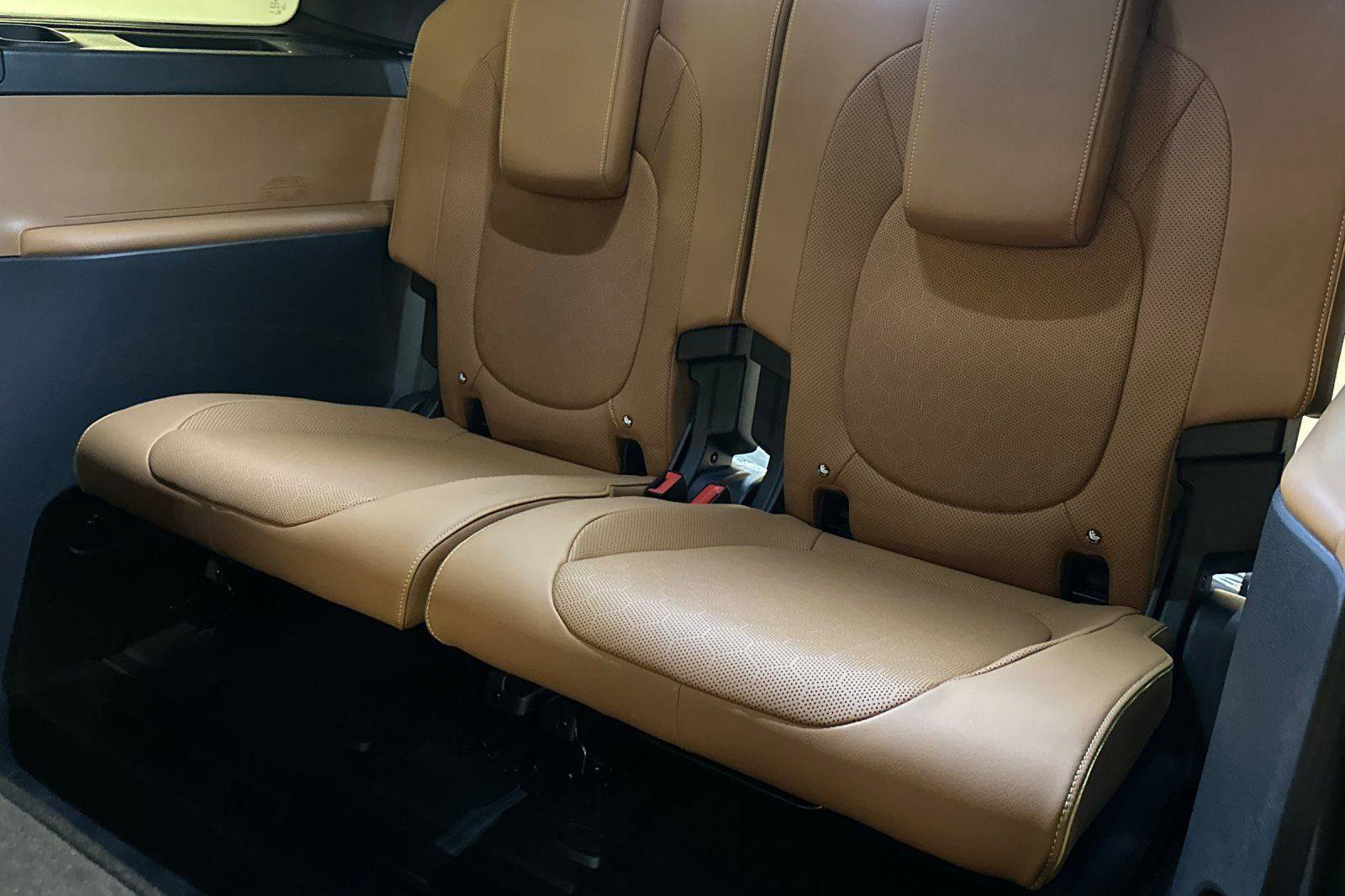 New 2025 Volkswagen ID. Buzz Pro S image 14