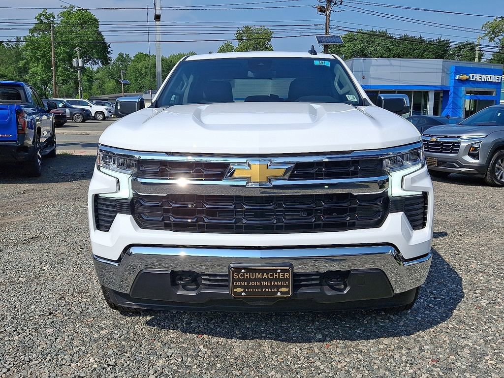 Used 2025 Chevrolet Silverado 1500 LT image 3