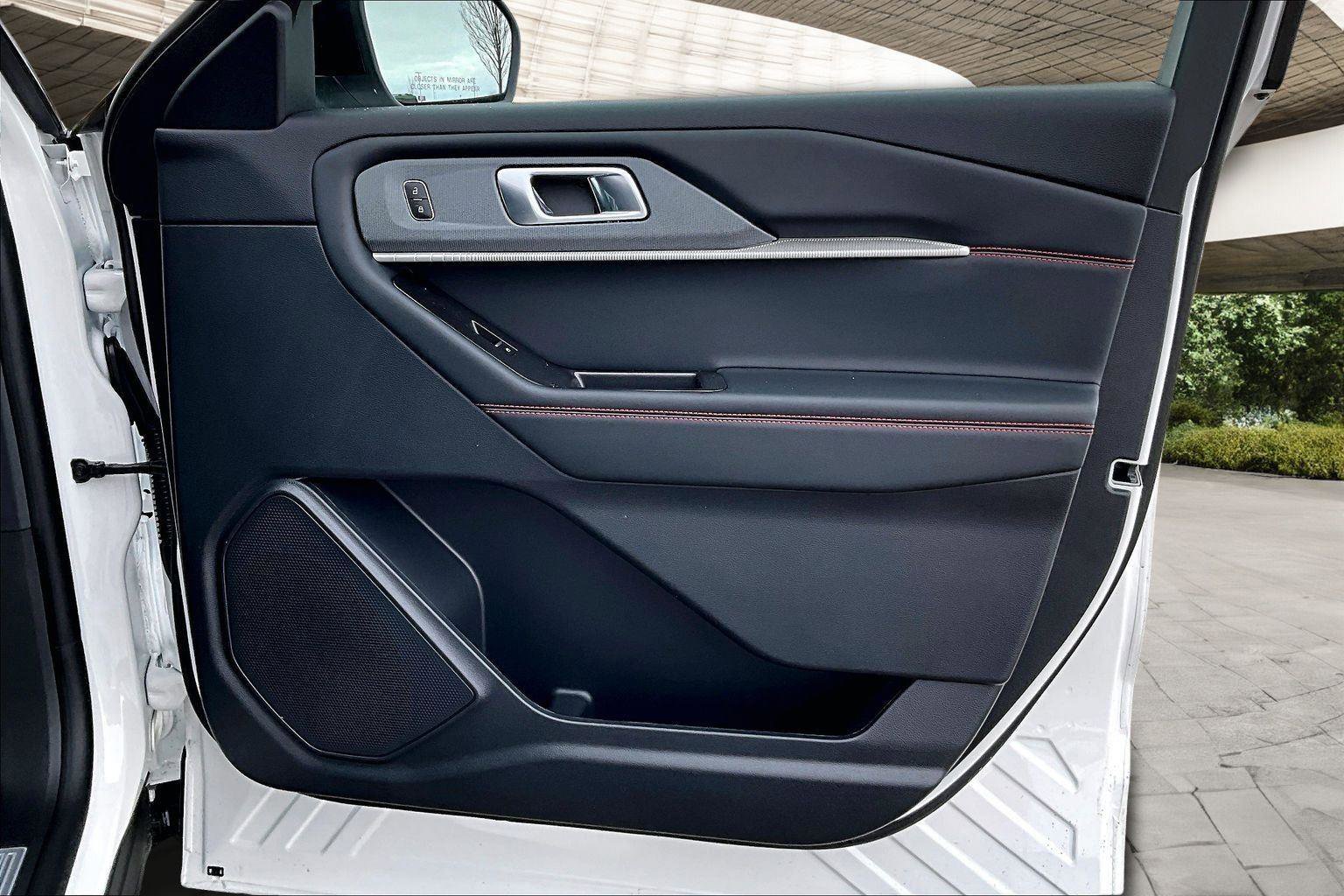 New 2026 Ford Explorer ST-Line image 12