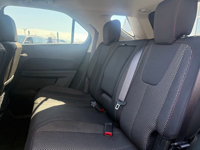 Used 2017 Chevrolet Equinox LT image 12