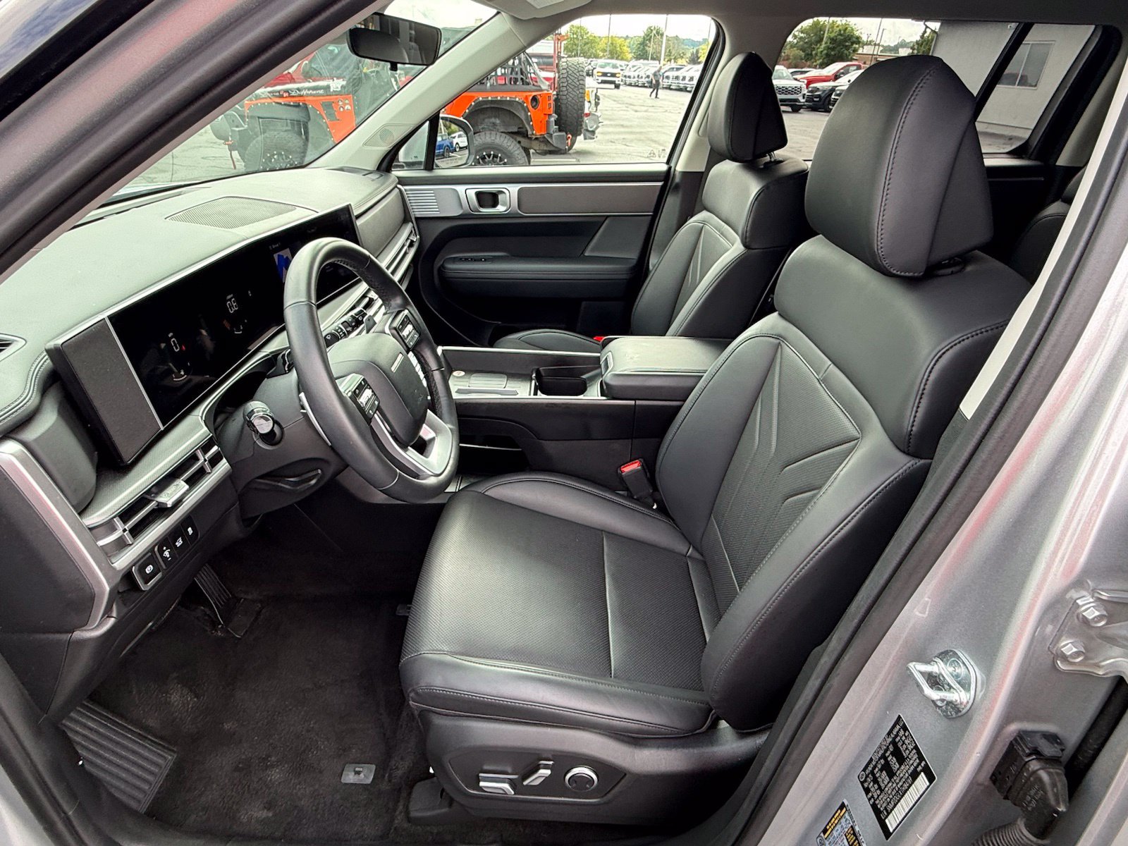 Used 2026 Hyundai Santa Fe SEL AWD/4WD image 13