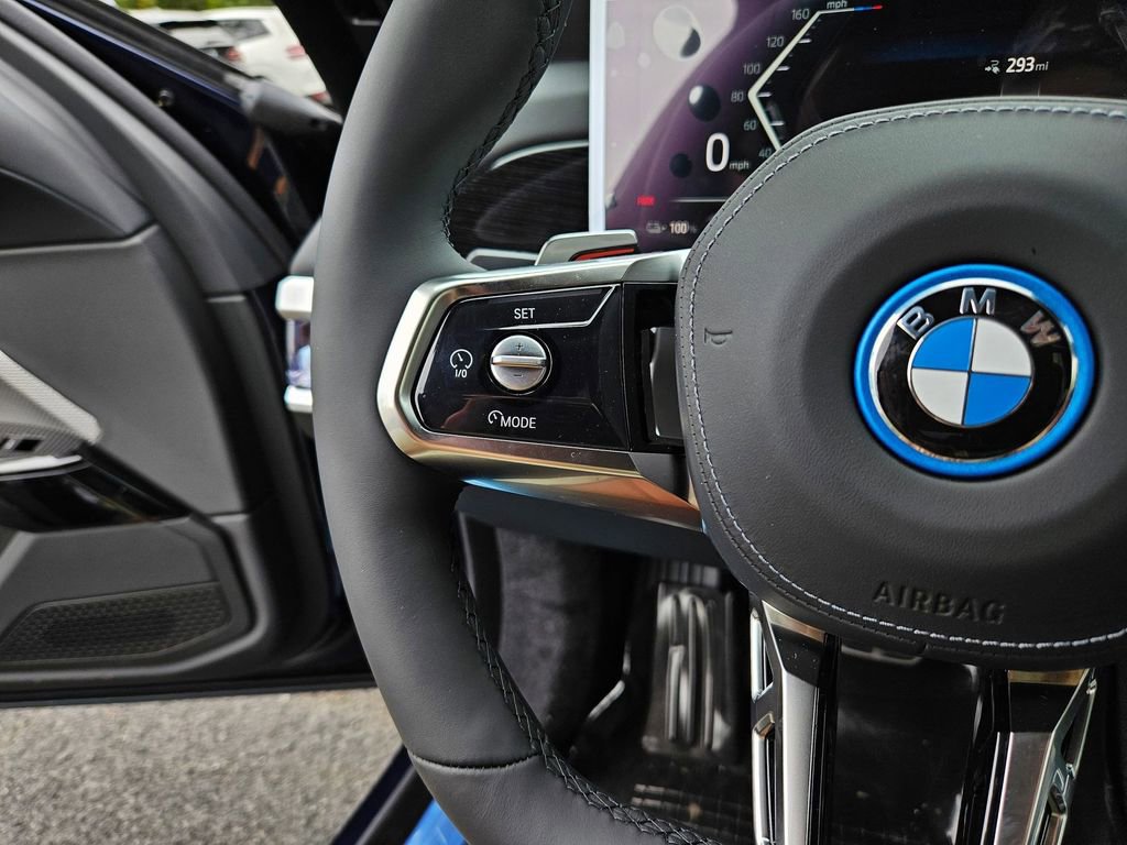 Used 2026 BMW i7 xDrive60 image 11