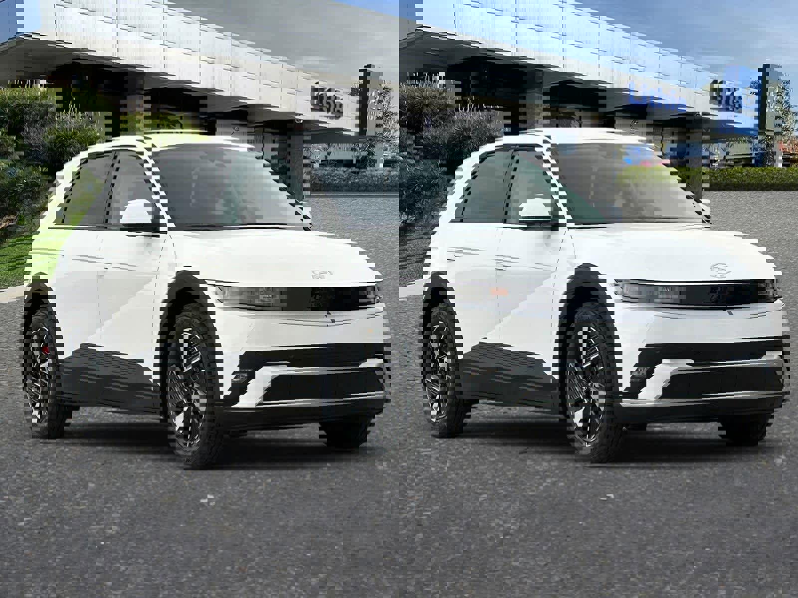 New 2026 Hyundai Ioniq 5 SE image 9