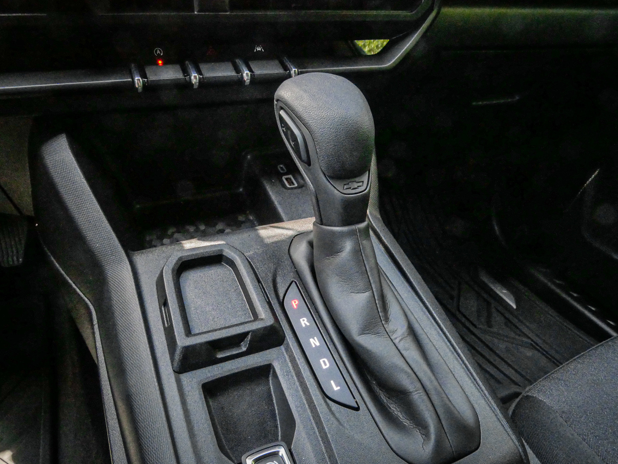 Used 2024 Chevrolet Colorado W/T RWD image 26