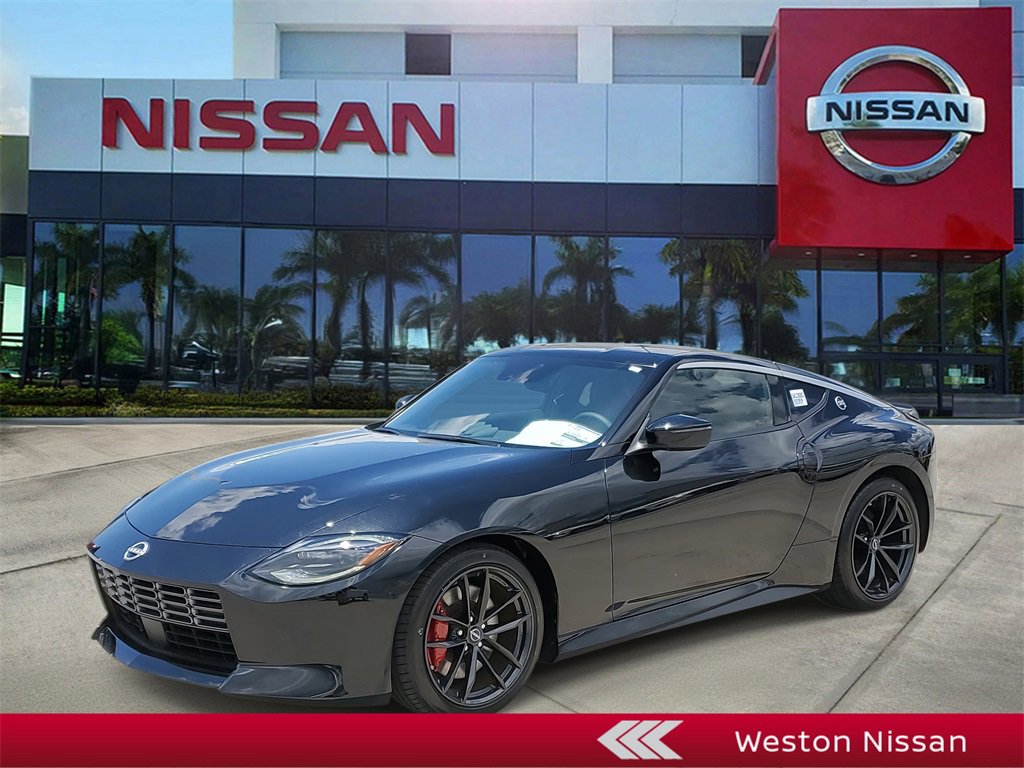 New 2025 Nissan Z Performance w/ Floor Mat Package