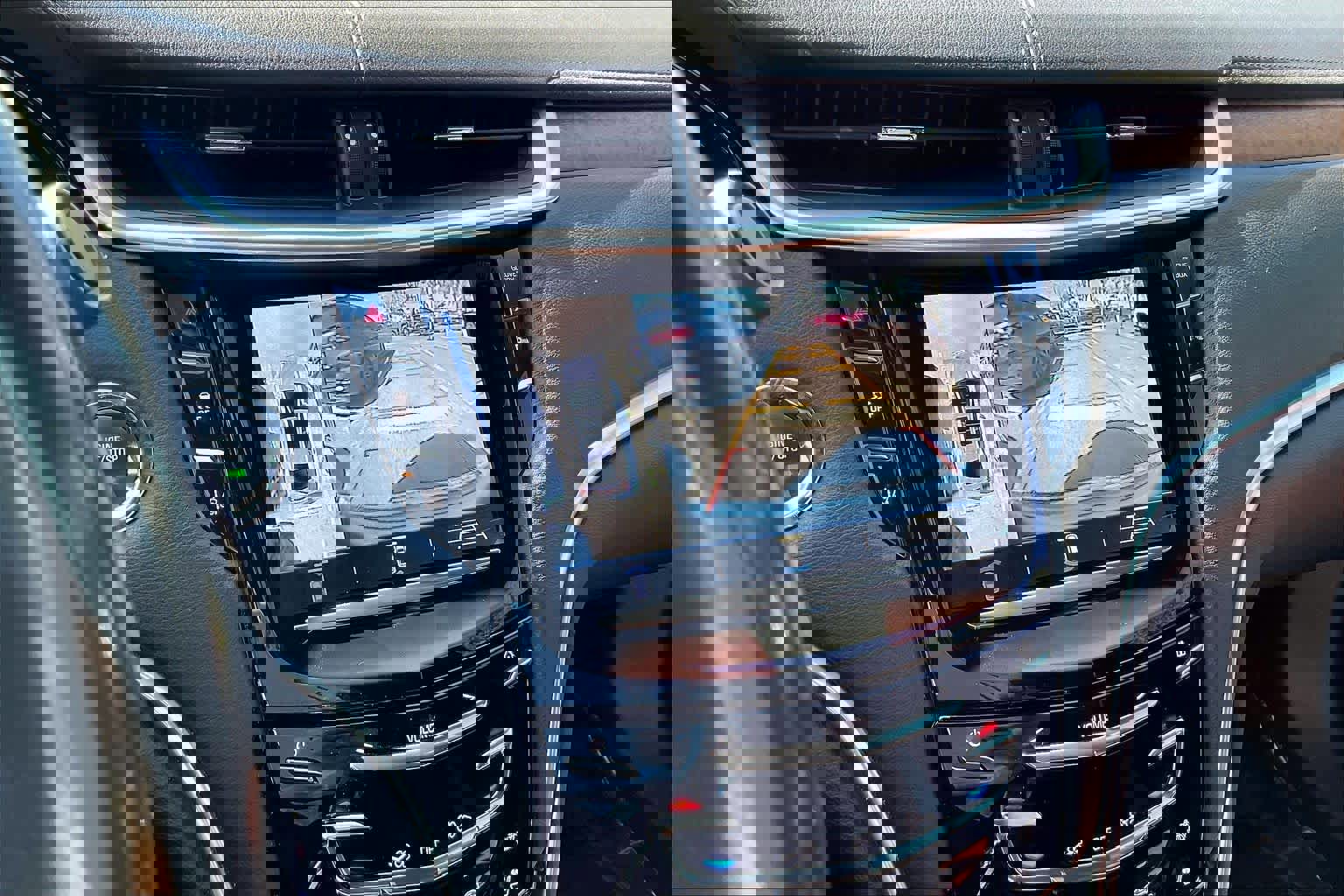 Used 2019 Cadillac XTS Luxury image 21