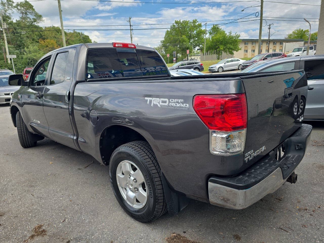 Used 2012 Toyota Tundra 4x4 Double Cab w/ TRD Off-Road Pkg image 4