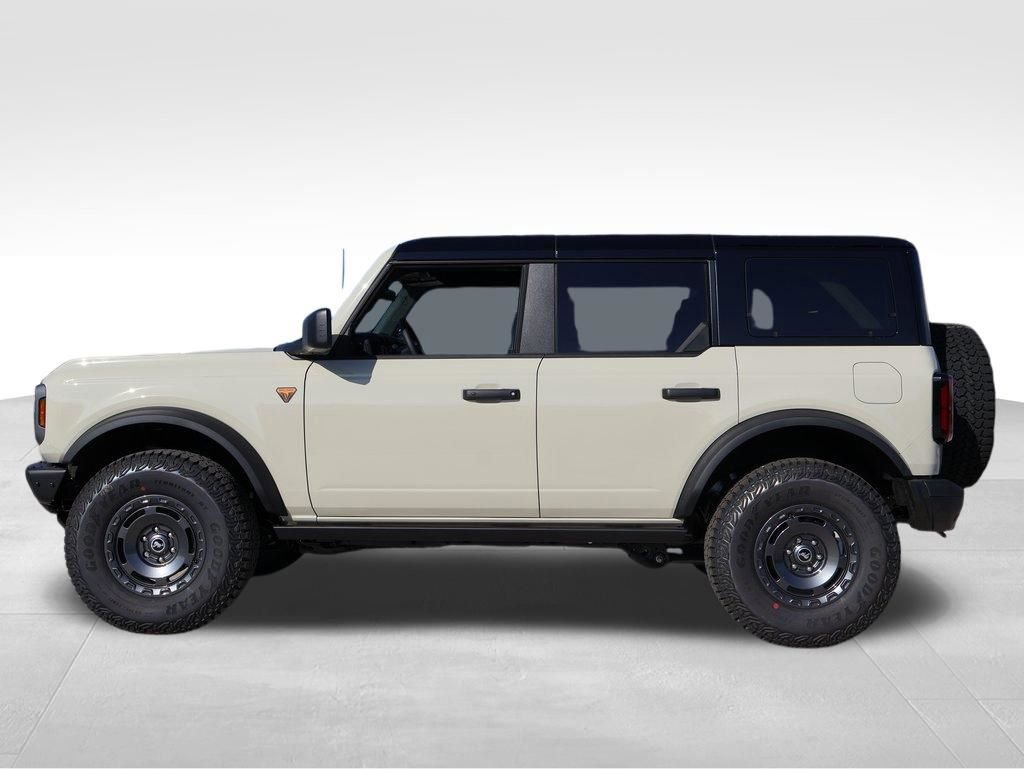 New 2025 Ford Bronco Badlands w/ Sasquatch Package image 2