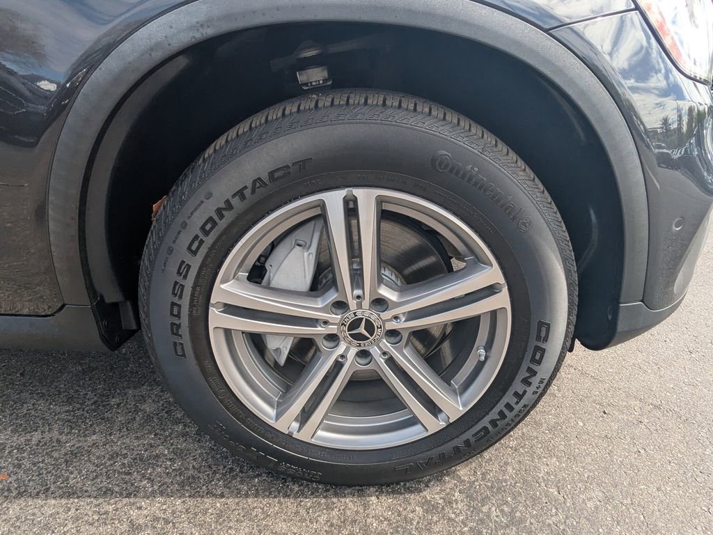 Certified 2021 Mercedes-Benz GLC 300 4MATIC image 10