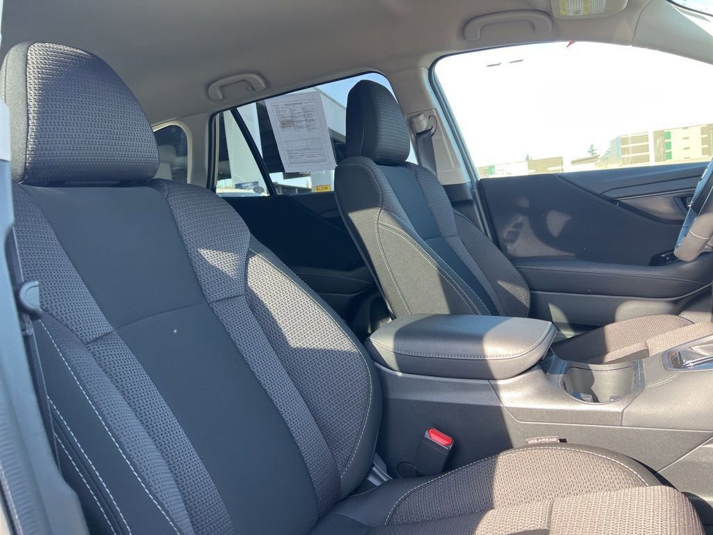 Certified 2025 Subaru Outback Premium image 5