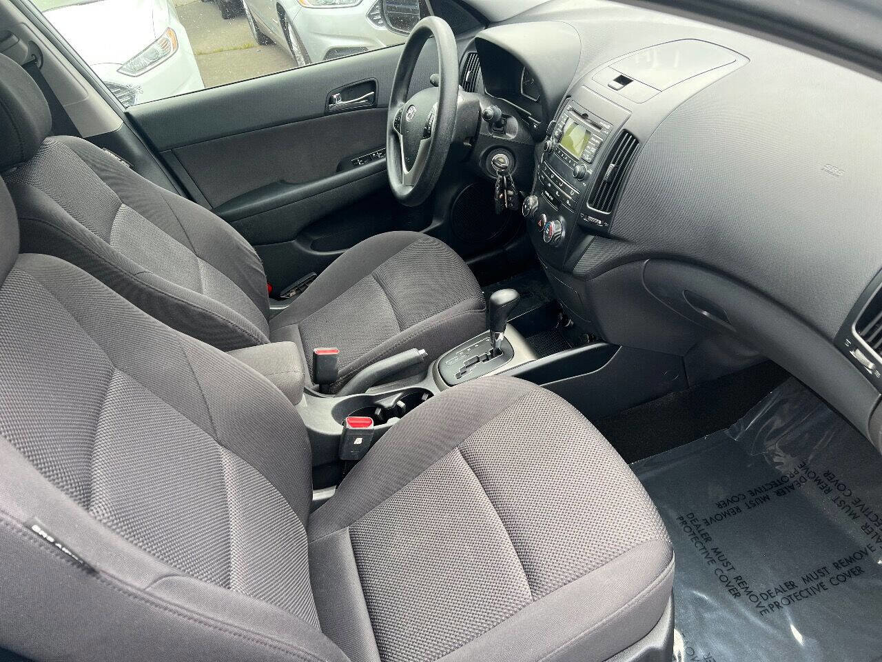 Used 2012 Hyundai Elantra w/ Preferred Pkg image 15